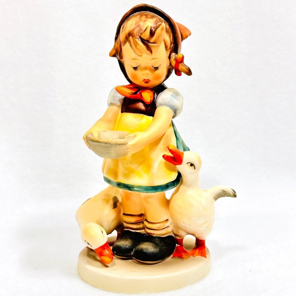 Goebel Hummel 197/I " Be Patient" Girl Feeding Ducks TMK-5